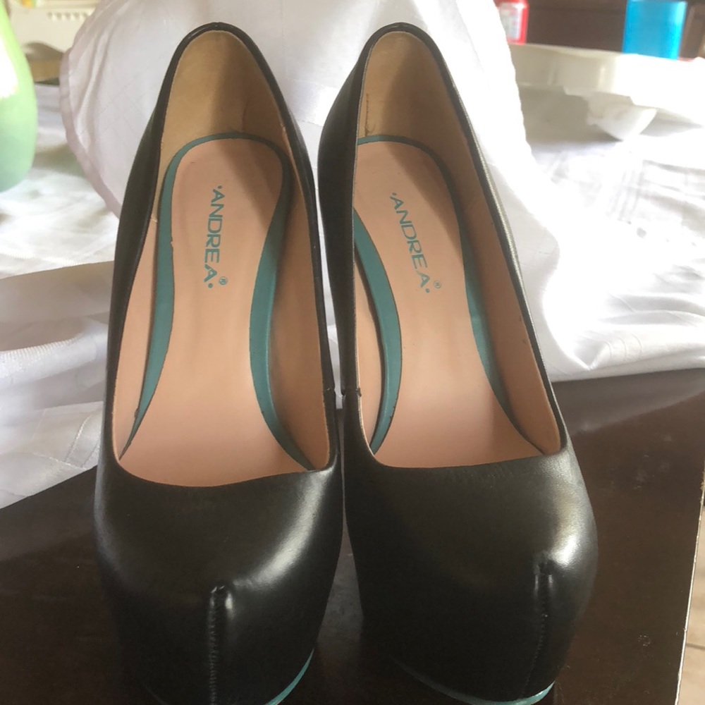 Andrea Heels